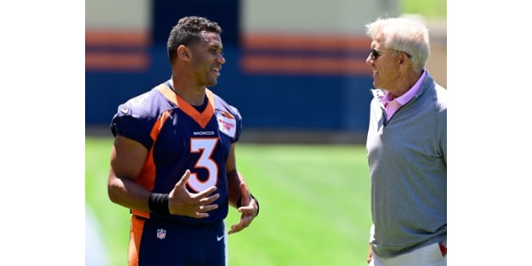 Russell Wilson päättää jatkaa voimansa parantamista lomien aikana